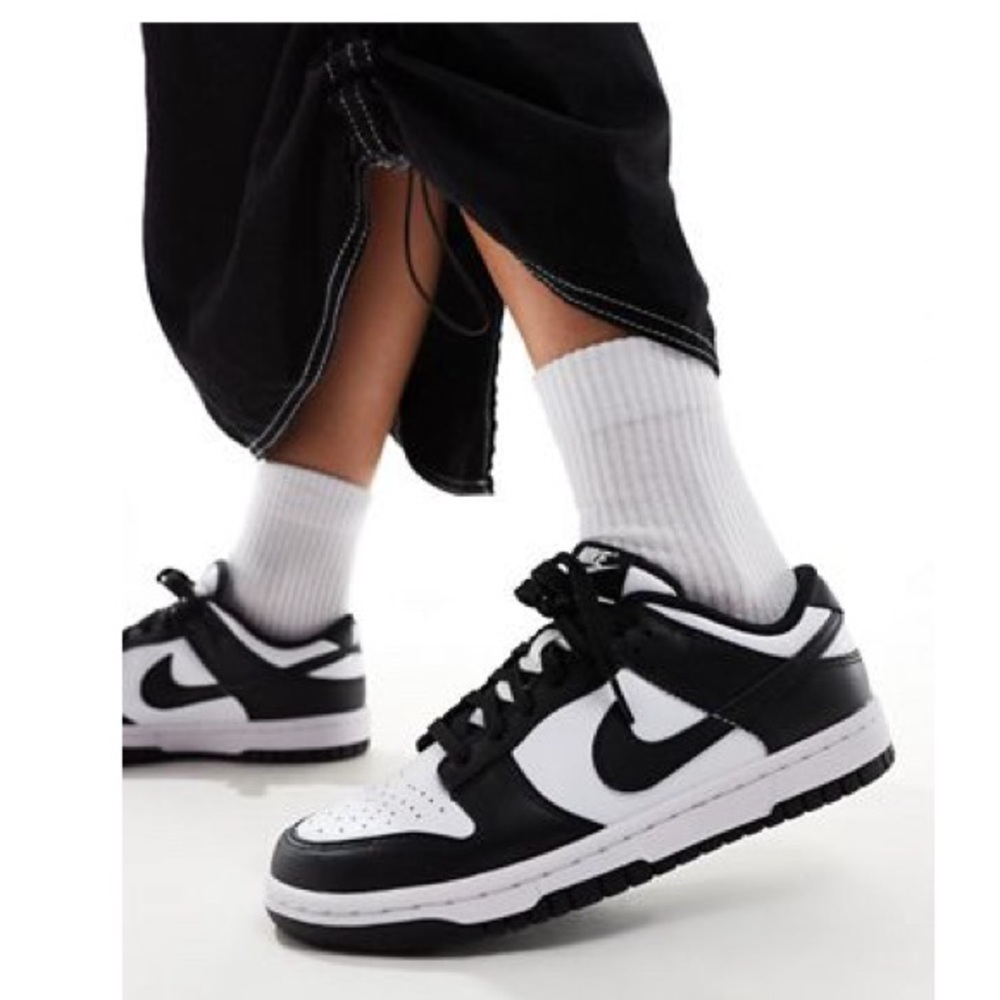 Women's Panda Dunk Sneakers